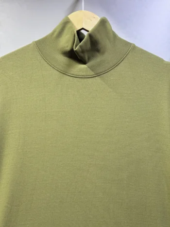 Turtle Neck- Olive
